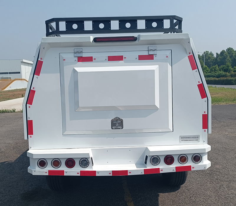 中滎汽車牌ZXD5030TXUCALS3HEV插電式增程混合動力巡邏車公告圖片