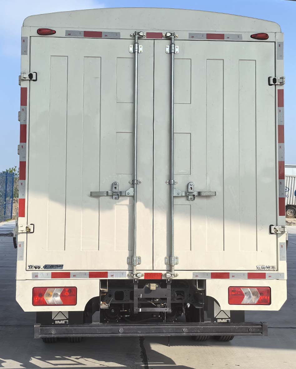 江鈴牌JX5044CCYTGG2BEV純電動(dòng)倉(cāng)柵式運(yùn)輸車公告圖片