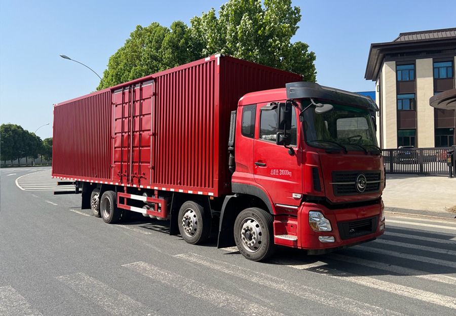 程力牌CL5311XXY6TX廂式運(yùn)輸車(chē)