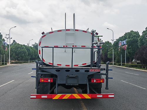 聚重牌SLF5180GPSDFHE6綠化噴灑車公告圖片