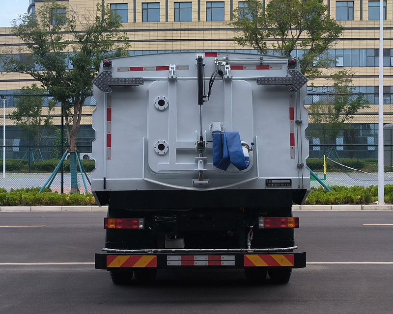 犀重牌AXZ5180TXSSXBEV純電動(dòng)洗掃車(chē)公告圖片