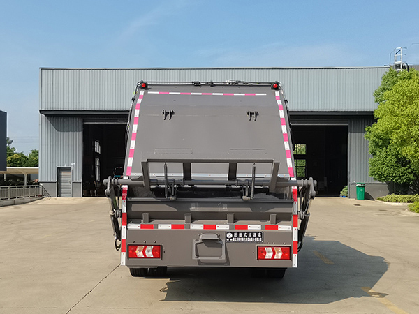 博利牌BLT5121ZYSH6壓縮式垃圾車公告圖片