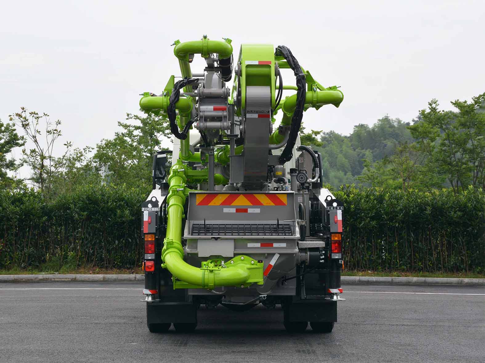 中聯(lián)牌ZLJ5210THBCF混凝土泵車公告圖片