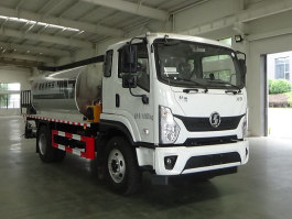 沥青洒布车