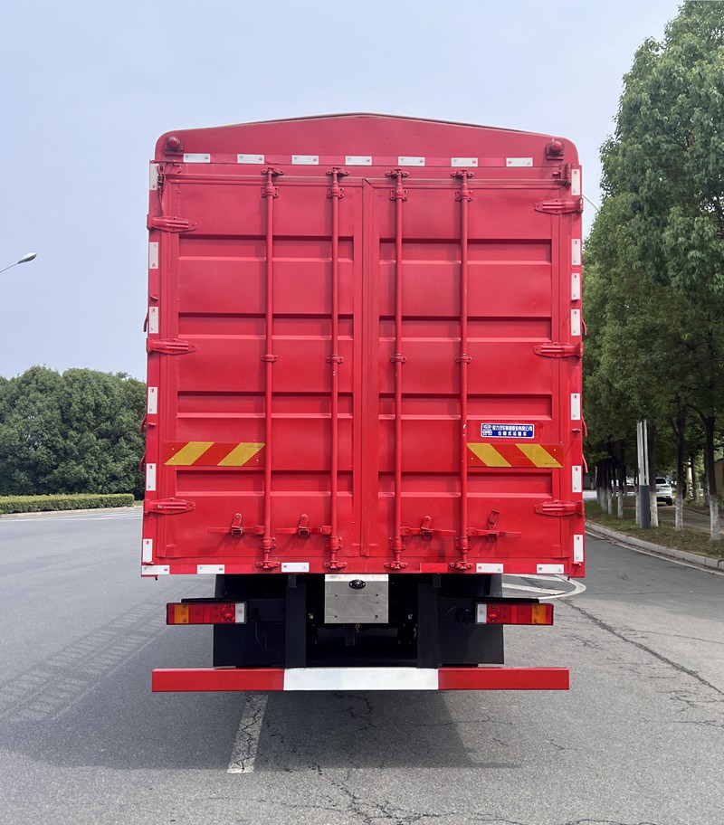 程力牌CL5311CCY6TX倉柵式運(yùn)輸車公告圖片