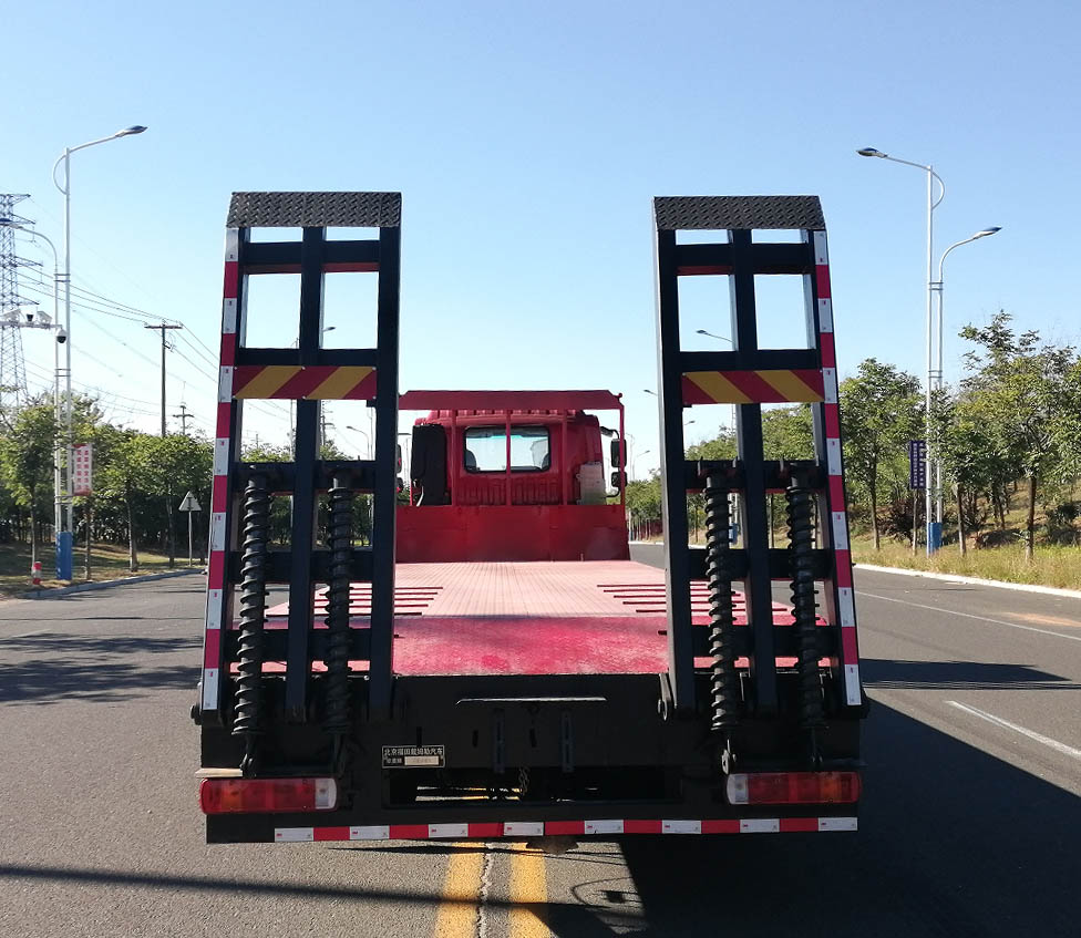歐曼牌BJ5311TPBY6GRS-03平板運(yùn)輸車公告圖片