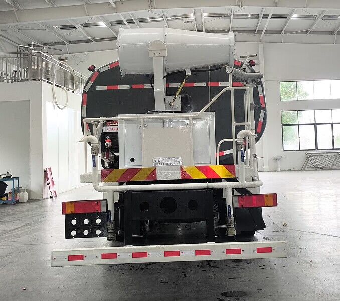 楚勝牌CSC5256TSDEH6防役消毒灑水車公告圖片