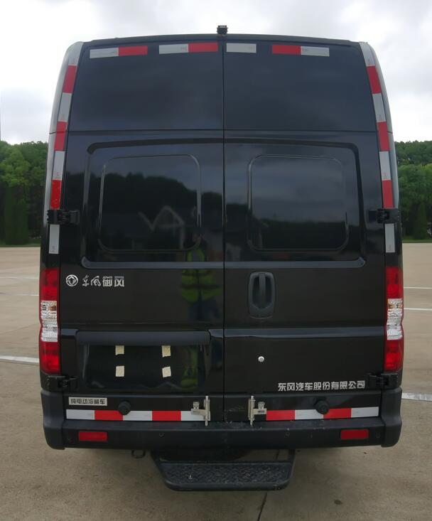 東風牌DFA5040XLCBEV5純電動冷藏車公告圖片