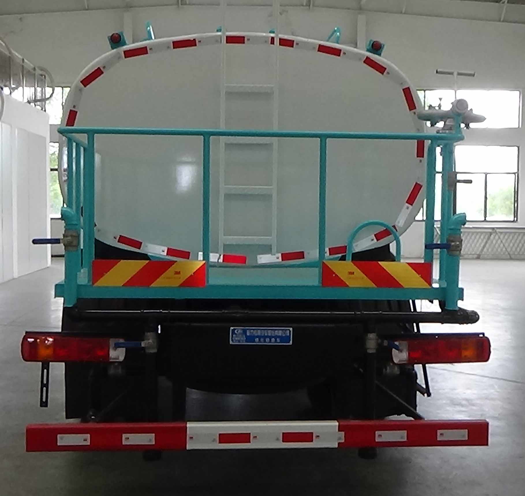 程力威牌CLW5161GPS6LZ綠化噴灑車公告圖片