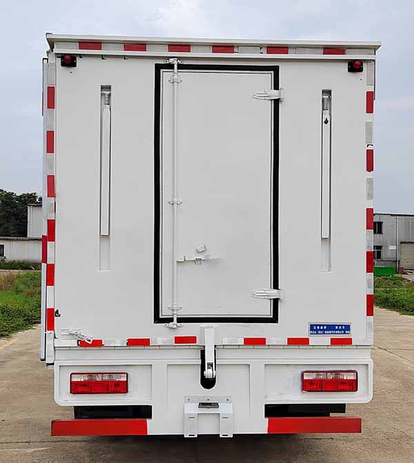 邁德盛牌YAD5045XWT6EQ舞臺(tái)車公告圖片