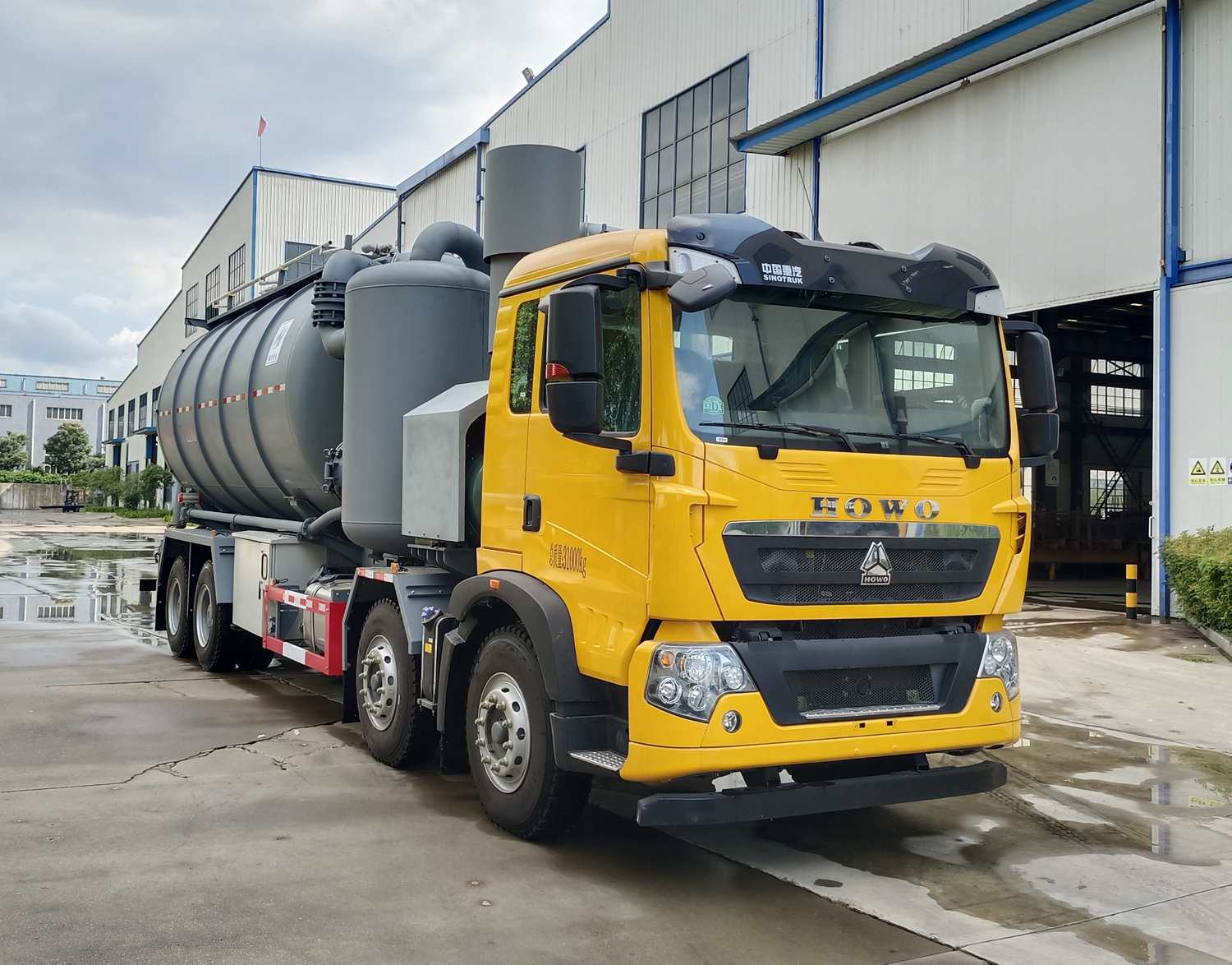 齊星牌QXC5317GXYZ6A吸引壓送車