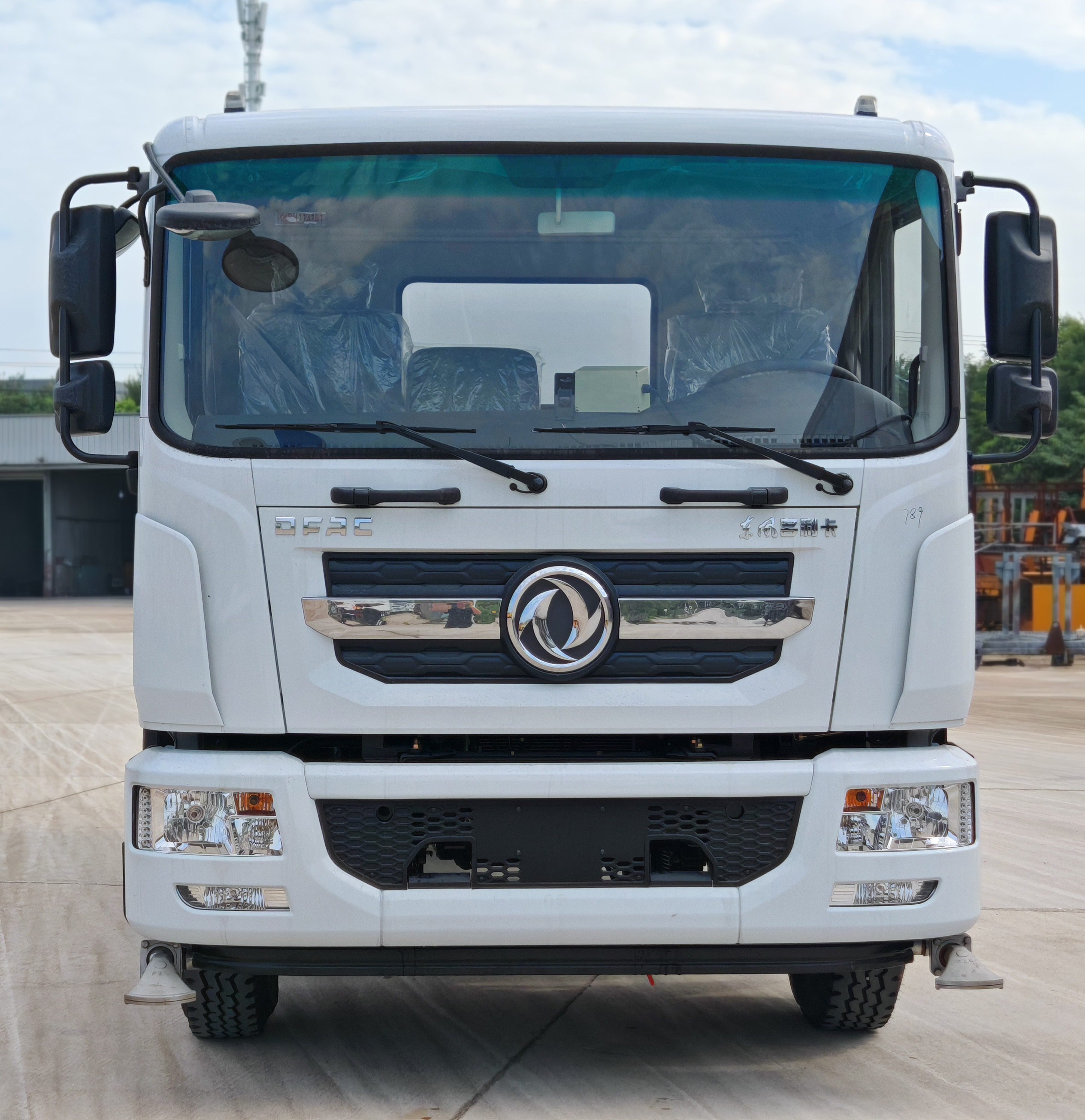 傳旗重科牌CQH5180GSS6EQ灑水車公告圖片