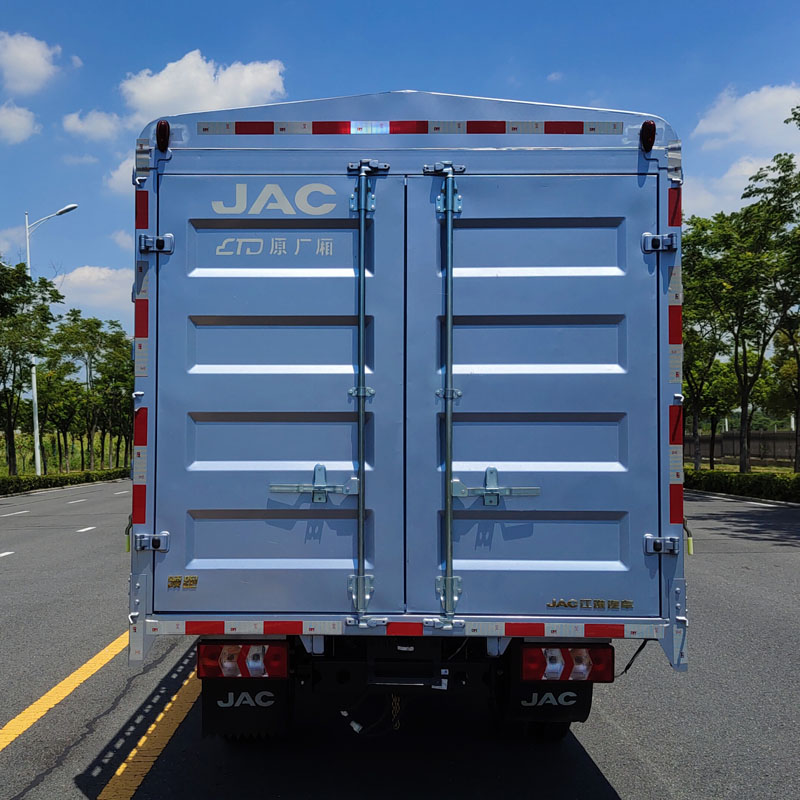 江淮牌HFC5031CCYP23E3C7QS倉柵式運輸車公告圖片