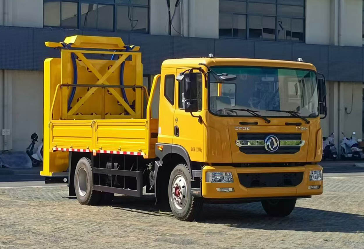 靖馬牌JMA5121TFZ防撞緩沖車