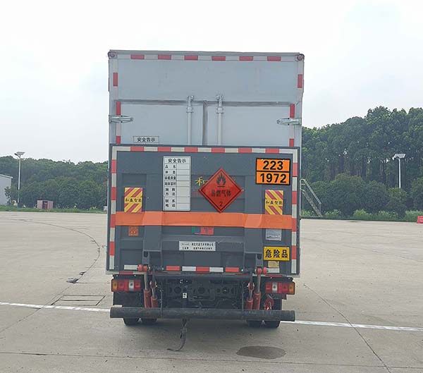 日途牌HTY5044XRQSH6易燃?xì)怏w廂式運(yùn)輸車公告圖片