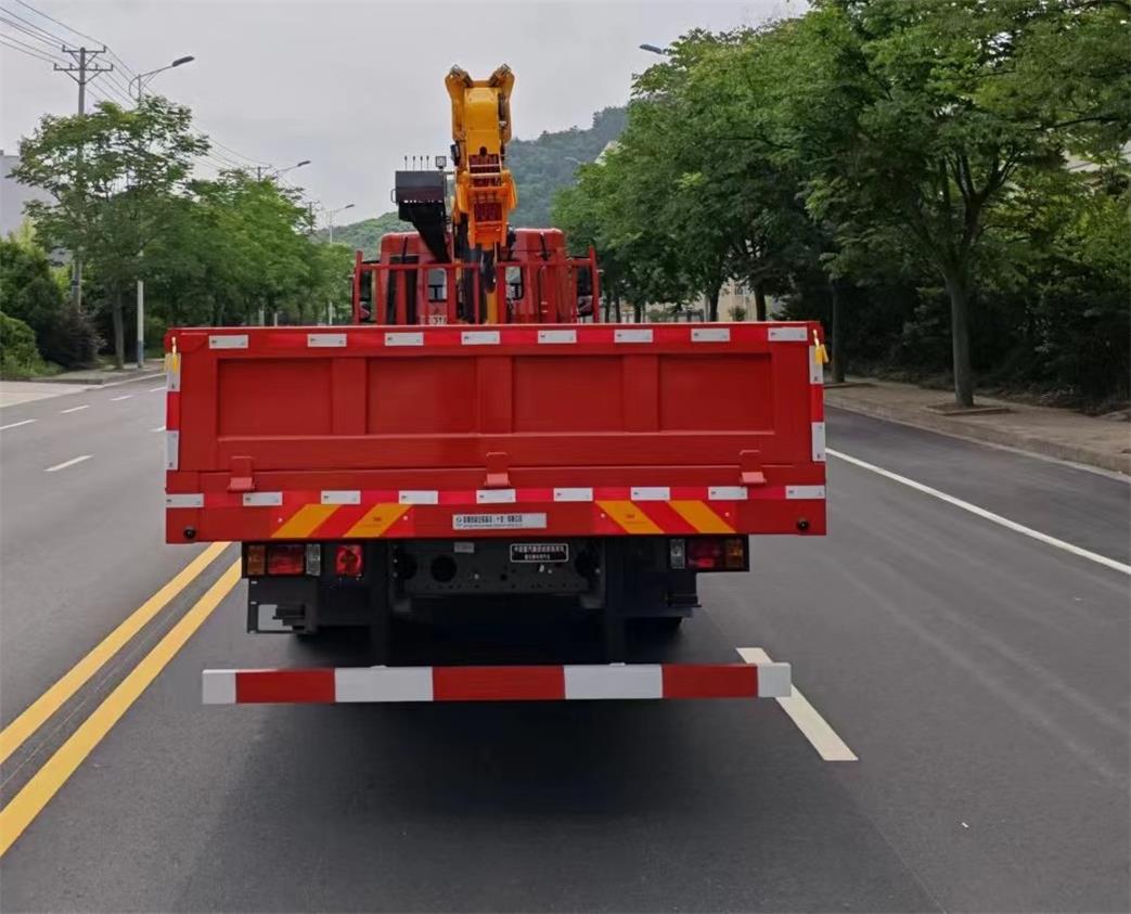 隨特牌ZZX5250JSQZZ6隨車起重運(yùn)輸車公告圖片