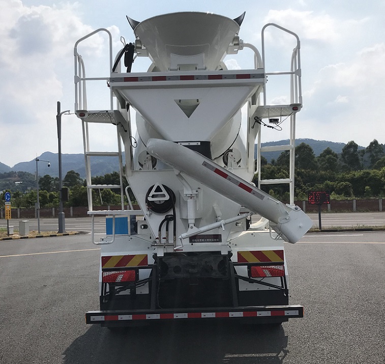 比亞迪牌BYD5250GJBBEV3純電動(dòng)混凝土攪拌運(yùn)輸車公告圖片