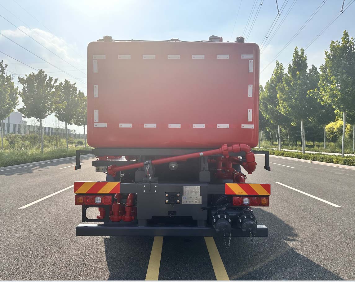 唐寧牌TNL5312TYL壓裂車公告圖片