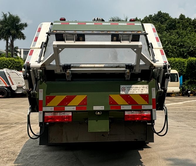 廣環(huán)牌GH5120ZYSCLBEV純電動壓縮式垃圾車公告圖片