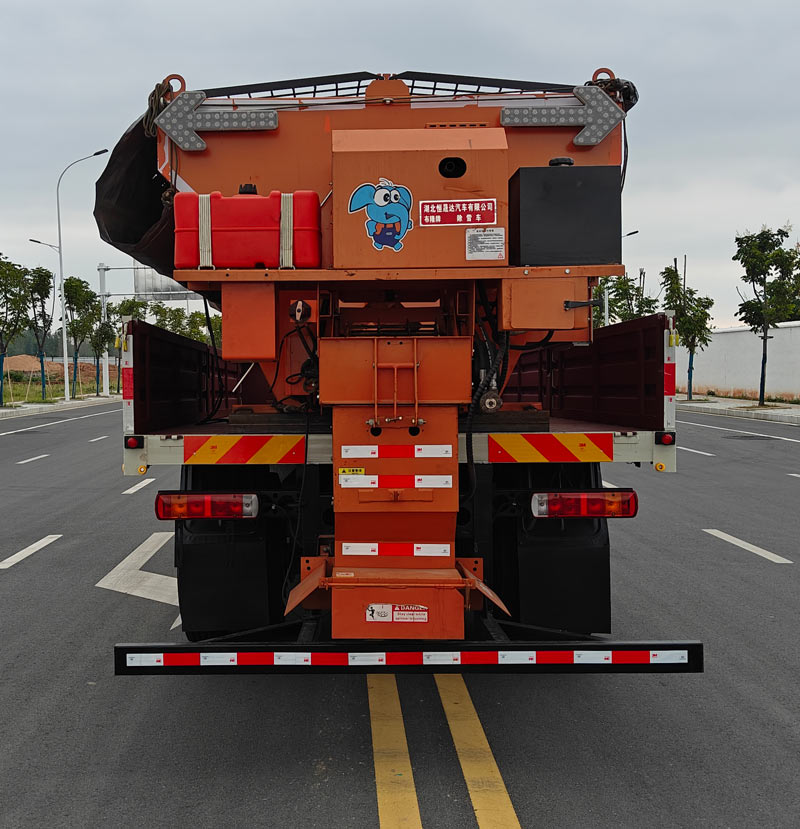 布隆牌LLL5180TCXBJ6除雪車公告圖片