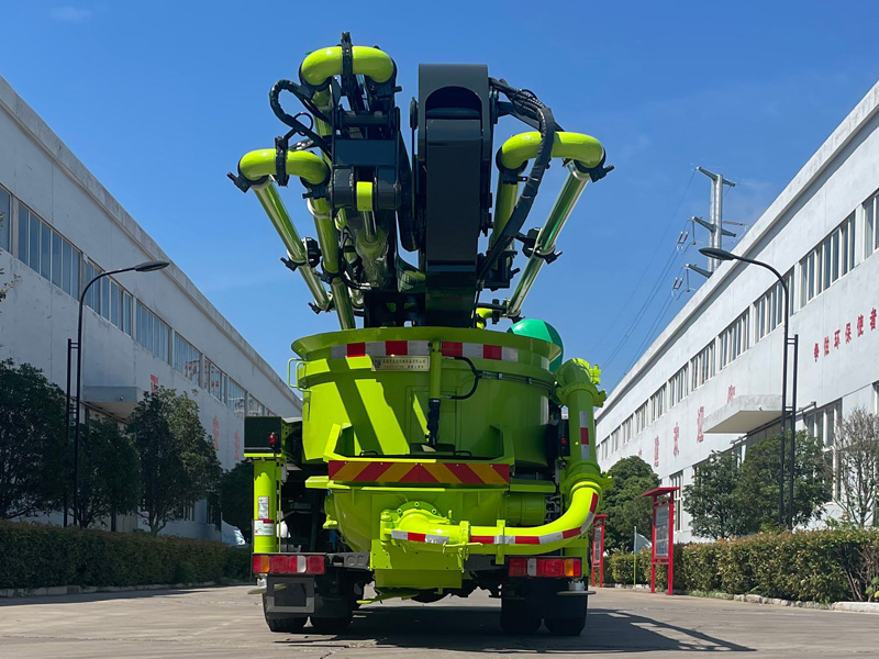 農(nóng)建機(jī)械牌XNJ5220THB混凝土泵車公告圖片