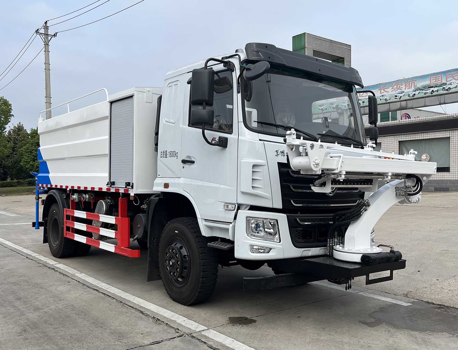 邁德盛牌YAD5180TXQEQ6墻面清洗車