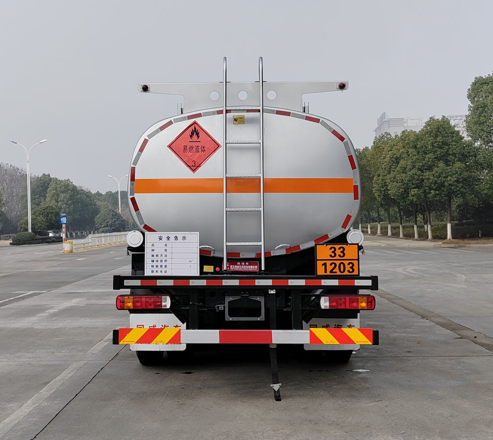 專威牌HTW5329GYYBQ6運(yùn)油車公告圖片