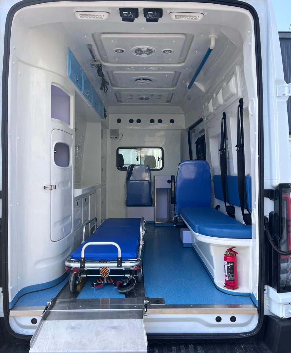 中壹迪牌DKV5040XJHJX6G救護車公告圖片