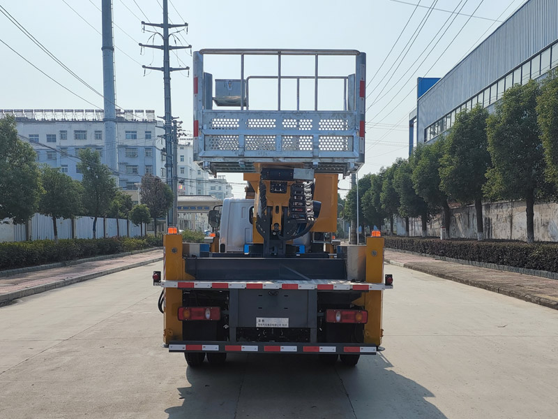 楚勝牌CSC5040JGKE6高空作業(yè)車公告圖片