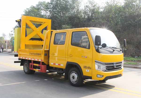 縱昂牌CLT5043TFZBJ6防撞緩沖車公告圖片