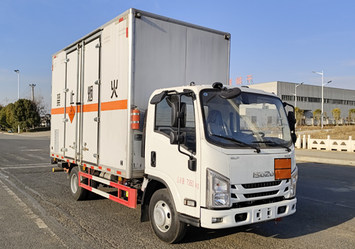 匯力威牌VVV5070XQYJXW6爆破器材運輸車公告圖片