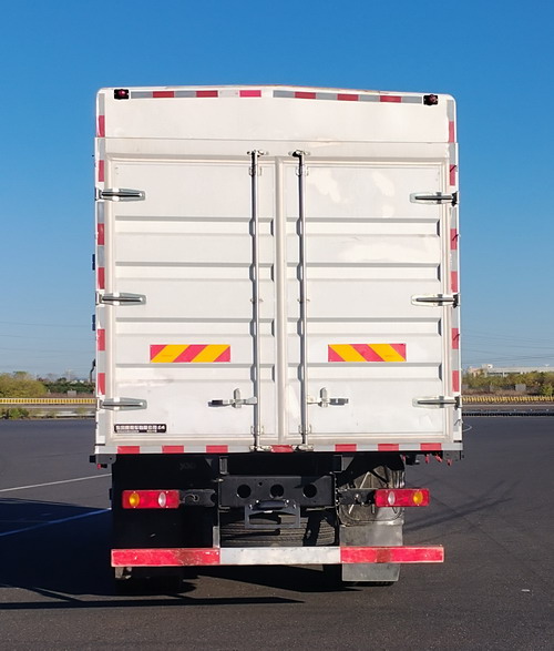 東風(fēng)牌DFH5180CCYEEV13純電動(dòng)倉(cāng)柵式運(yùn)輸車(chē)公告圖片