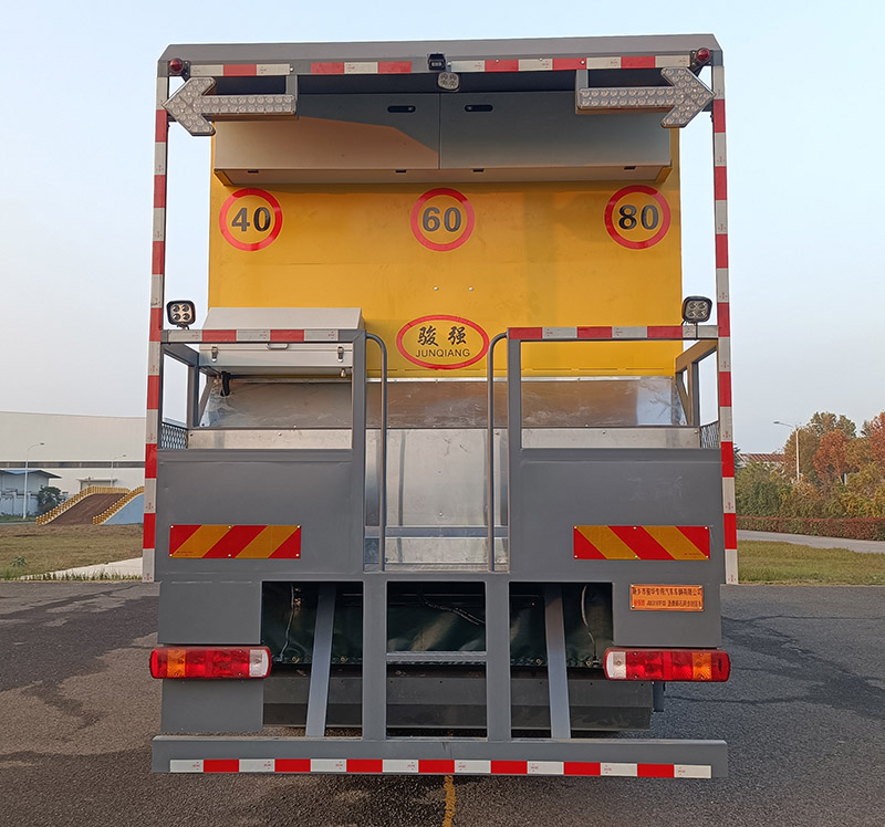 駿強牌JQ5318TFCD瀝青碎石同步封層車公告圖片