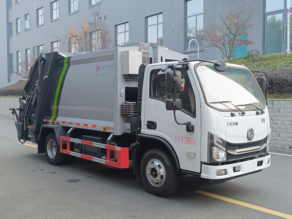 程力威牌CLW5070ZYSBHE壓縮式垃圾車公告圖片