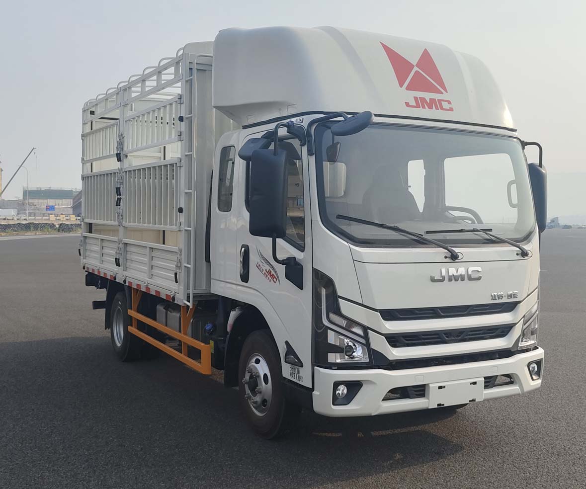 江鈴牌JX5049CCYT0C26倉柵式運輸車公告圖片