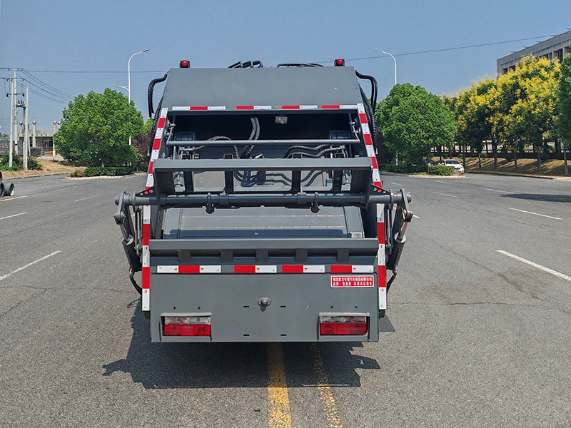 聚重牌SLF5075ZYSE6壓縮式垃圾車(chē)公告圖片