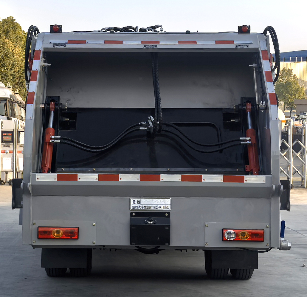 楚勝牌CSC5046ZYSB6壓縮式垃圾車公告圖片