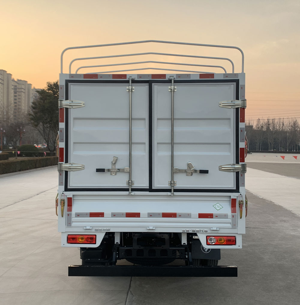 福田牌BJ5035CCY3JC6-33倉柵式運輸車公告圖片