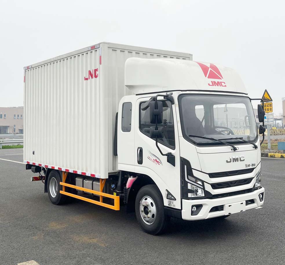 江鈴牌JX5040XXYTGE26廂式運(yùn)輸車公告圖片