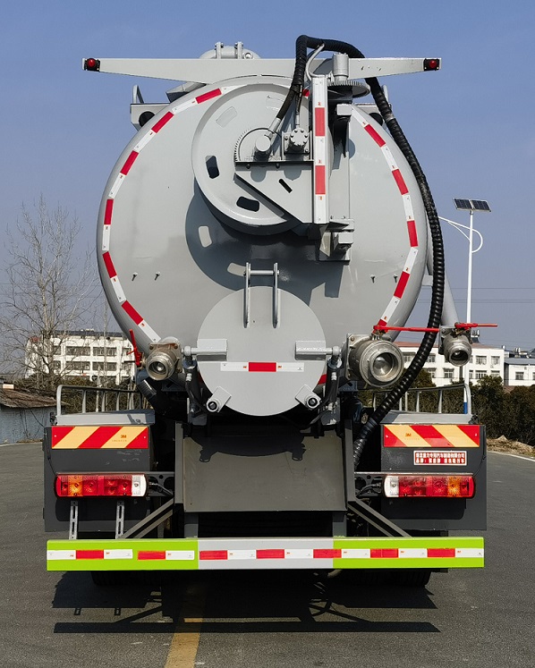 聚重牌SLF5181GQWBJ6清洗吸污車公告圖片