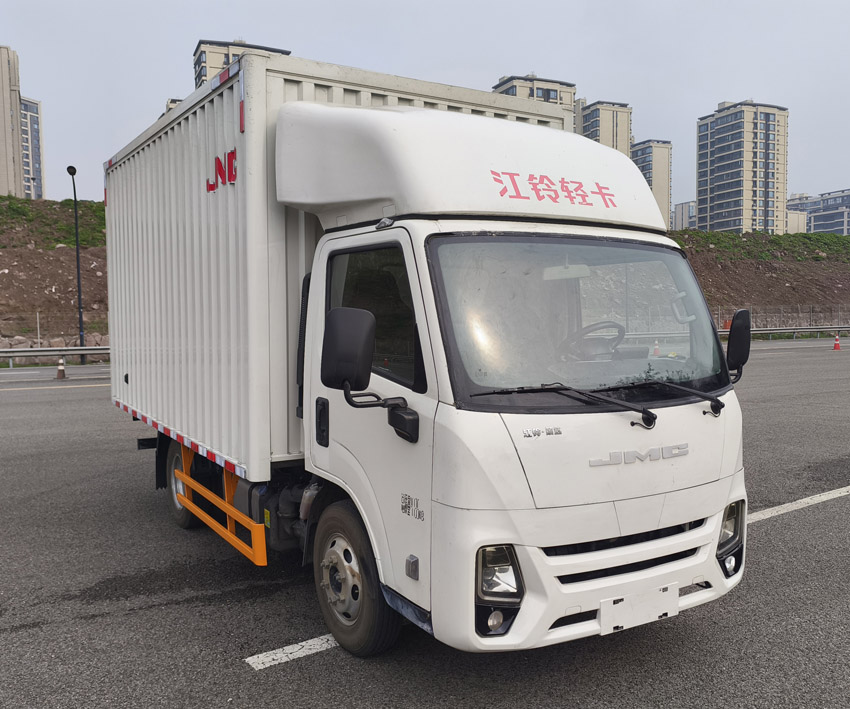 江鈴牌JX5041XXYTCP26廂式運(yùn)輸車公告圖片