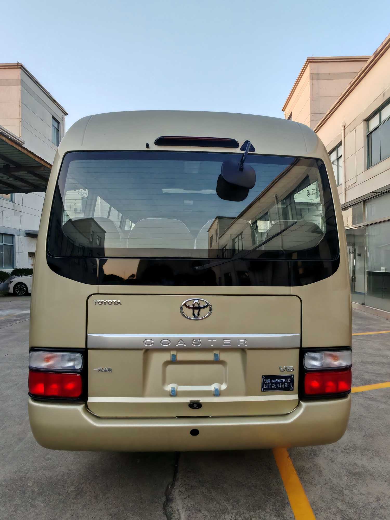 龍衍牌BMH5060XYBF運(yùn)兵車公告圖片