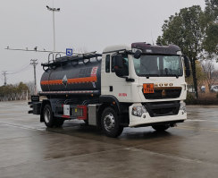专威牌HTW5187GFWZZ6腐蚀性物品罐式运输车