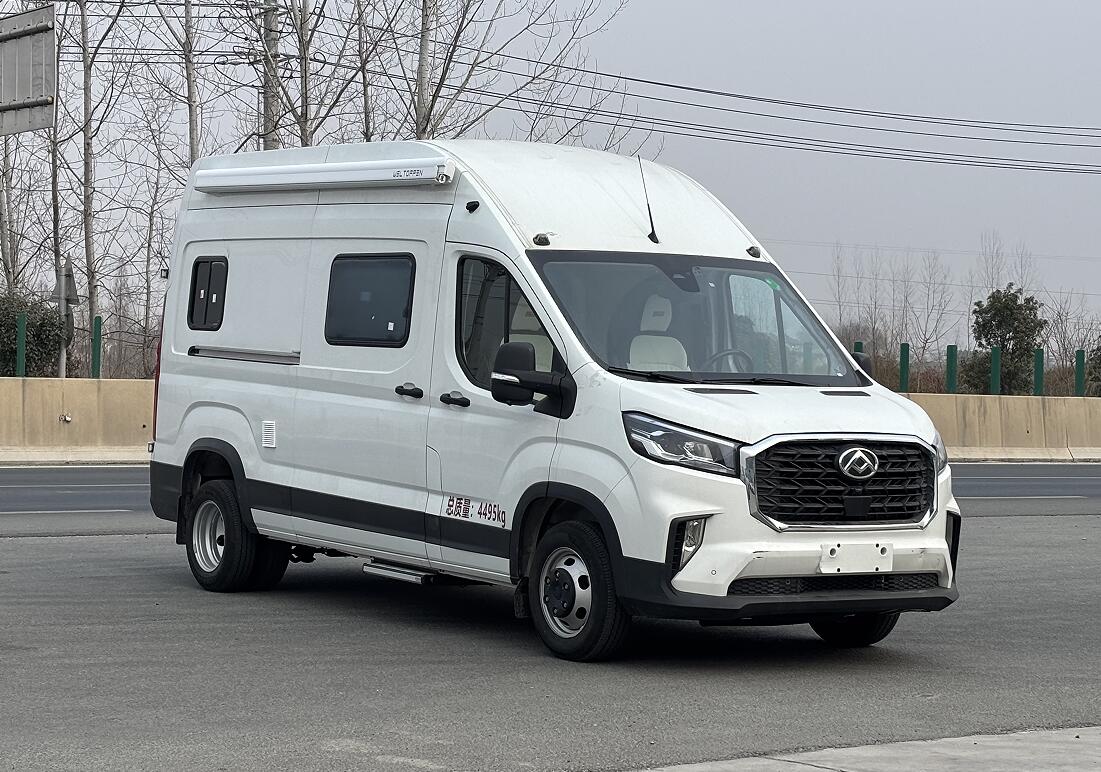 威爾特芬牌WTF5040XLJCHEV6插電式混合動(dòng)力旅居車(chē)公告圖片