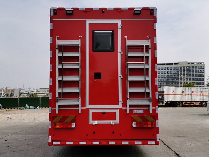 永強(qiáng)牌YQ5180TPSZ大流量排水搶險(xiǎn)車公告圖片