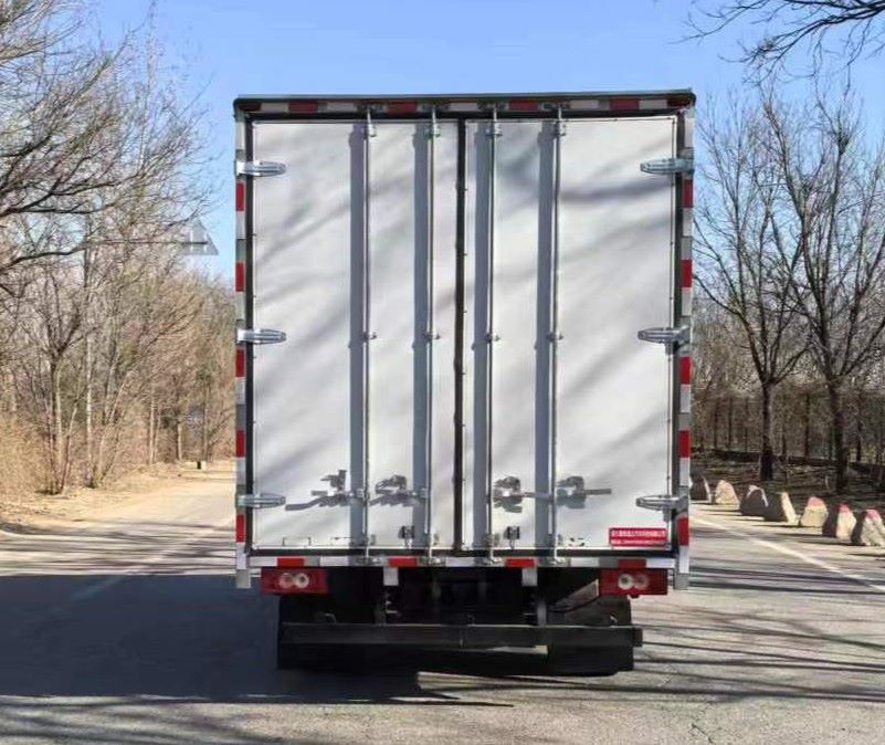 馨雅通牌ZXN5045TWCBEV純電動污水處理車公告圖片