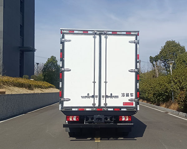 炎帝牌SZD5040XLCBEV純電動(dòng)冷藏車公告圖片