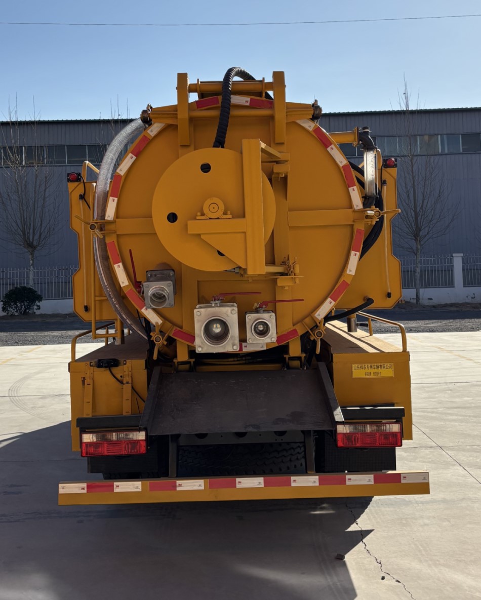 祥農(nóng)達(dá)牌SGW5122GQWEQ6清洗吸污車公告圖片