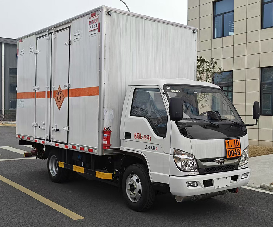 日途牌HTY5045XQYBJ6爆破器材運輸車公告圖片