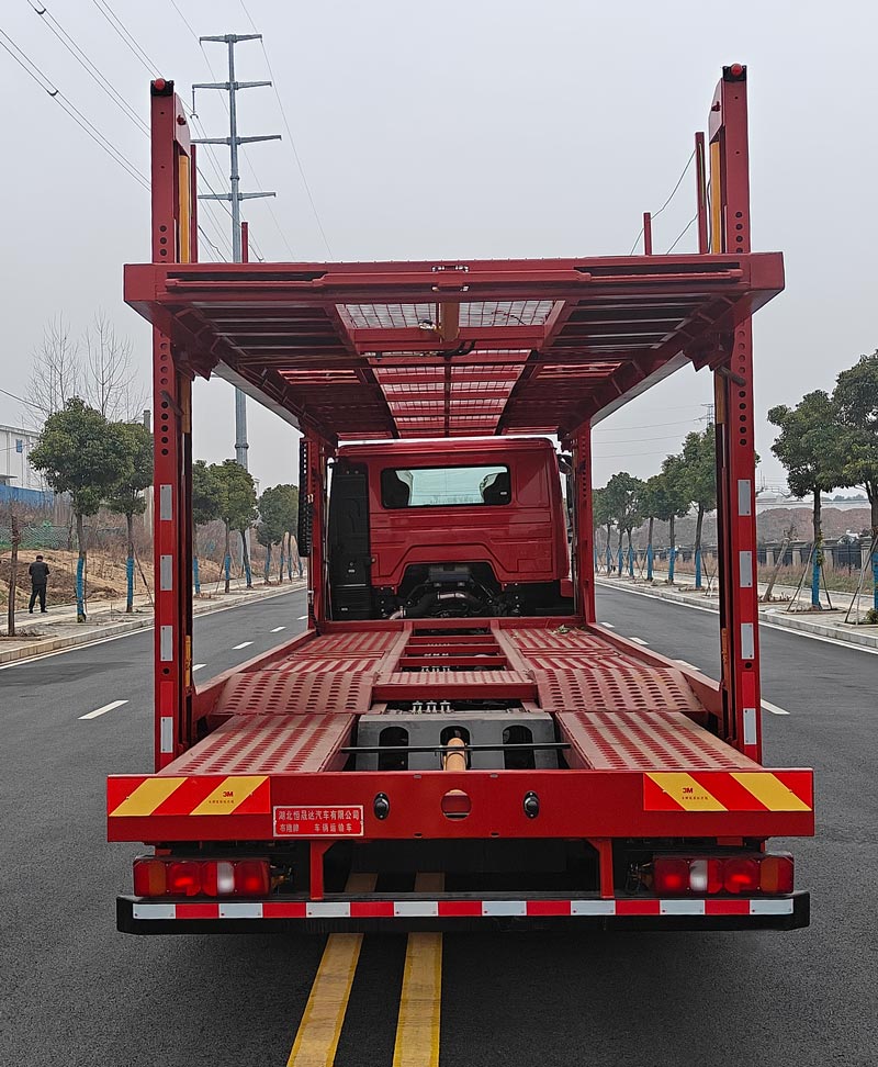 布隆牌LLL5187TCLZZ6車輛運輸車公告圖片